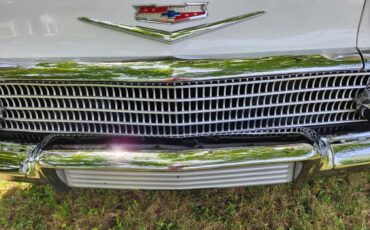 Chevrolet-Impala-1958-White-Red-Silver-Black-11