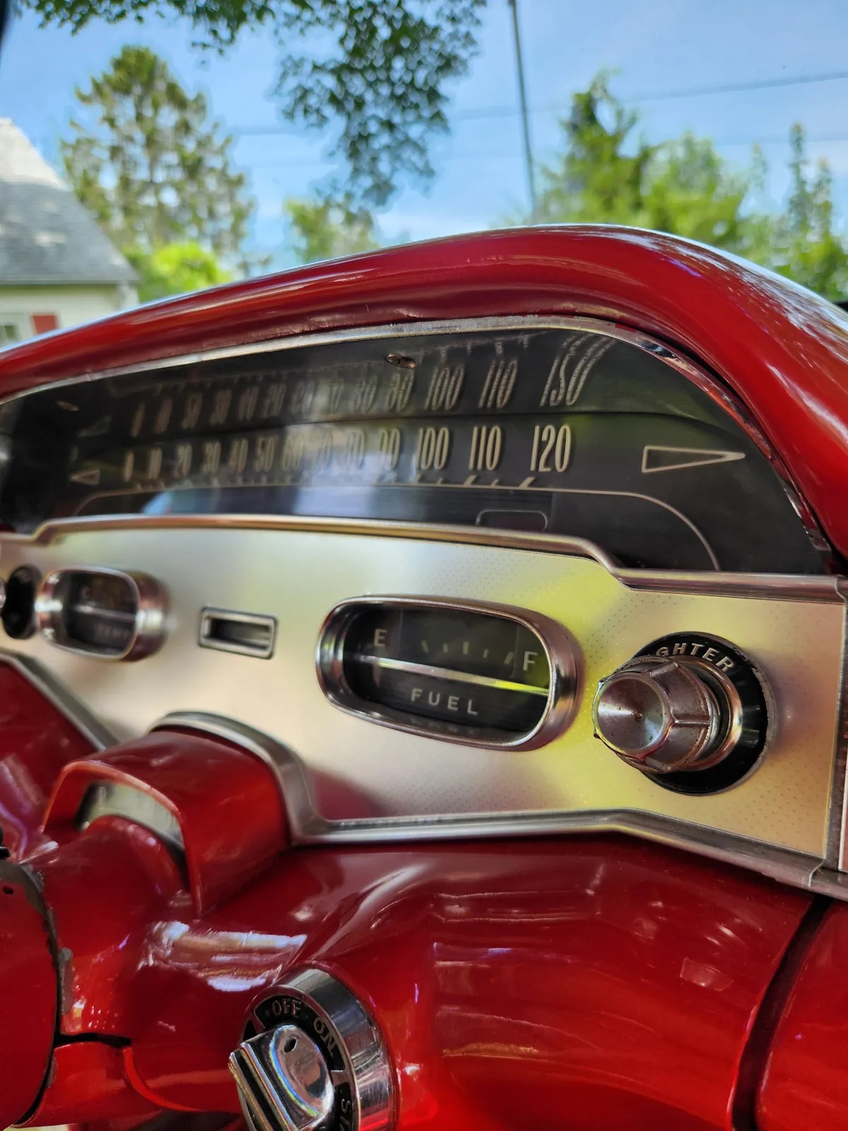 Chevrolet-Impala-1958-White-Red-Silver-Black-14