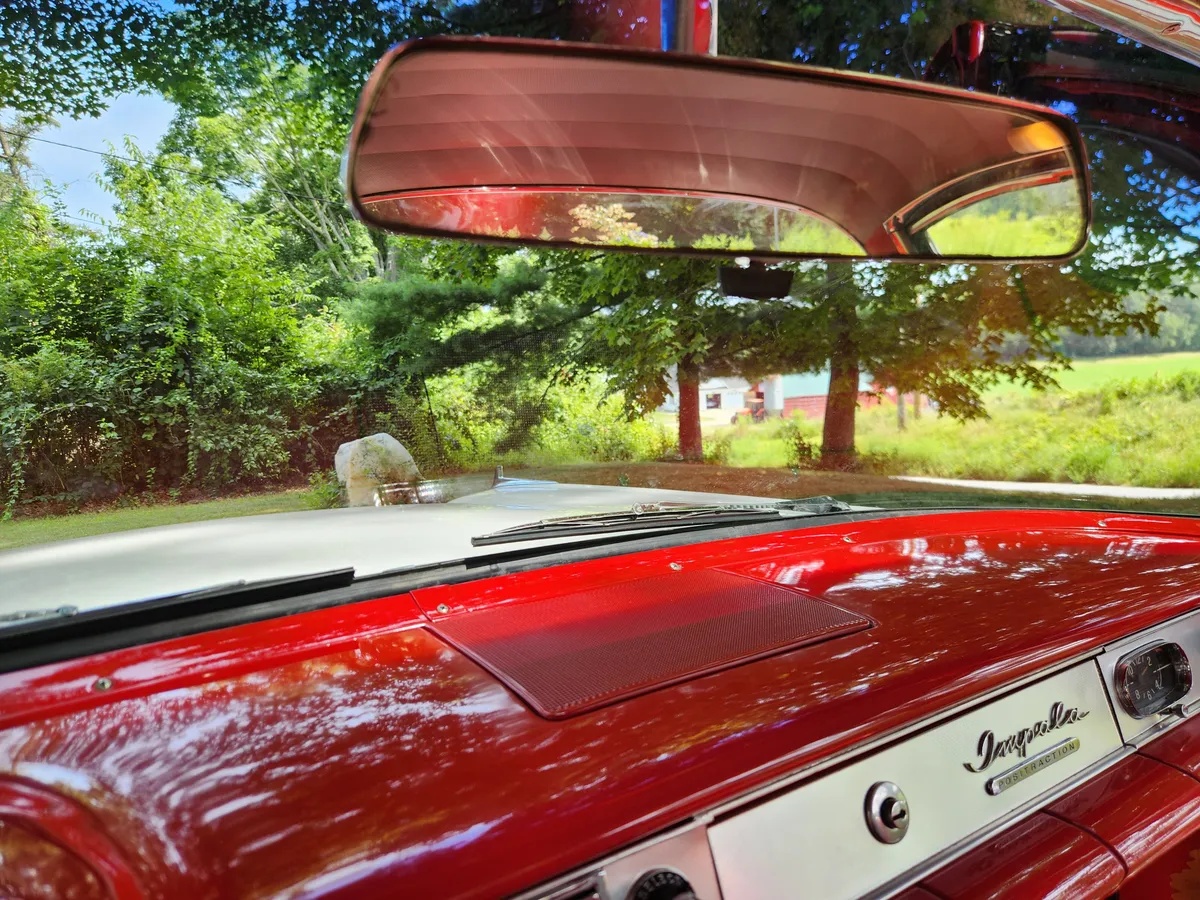 Chevrolet-Impala-1958-White-Red-Silver-Black-3