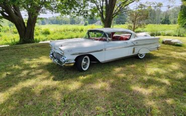 Chevrolet-Impala-1958-White-Red-Silver-Black