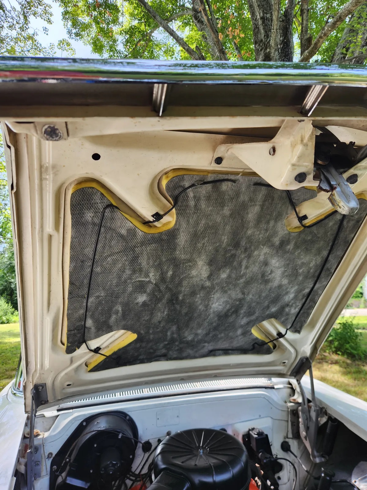 Chevrolet-Impala-1958-White-Red-Silver-Black-4