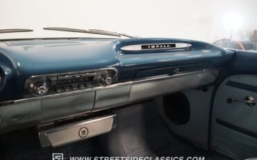 Chevrolet-Impala-1959-Harbor-Blue-Blue-26