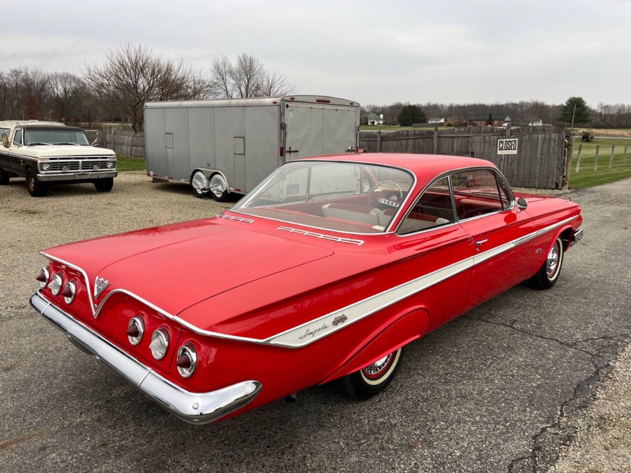 Chevrolet-Impala-1961-Coupe-12