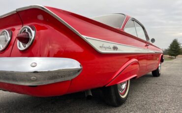 Chevrolet-Impala-1961-Coupe-15