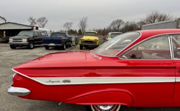 Chevrolet-Impala-1961-Coupe-16