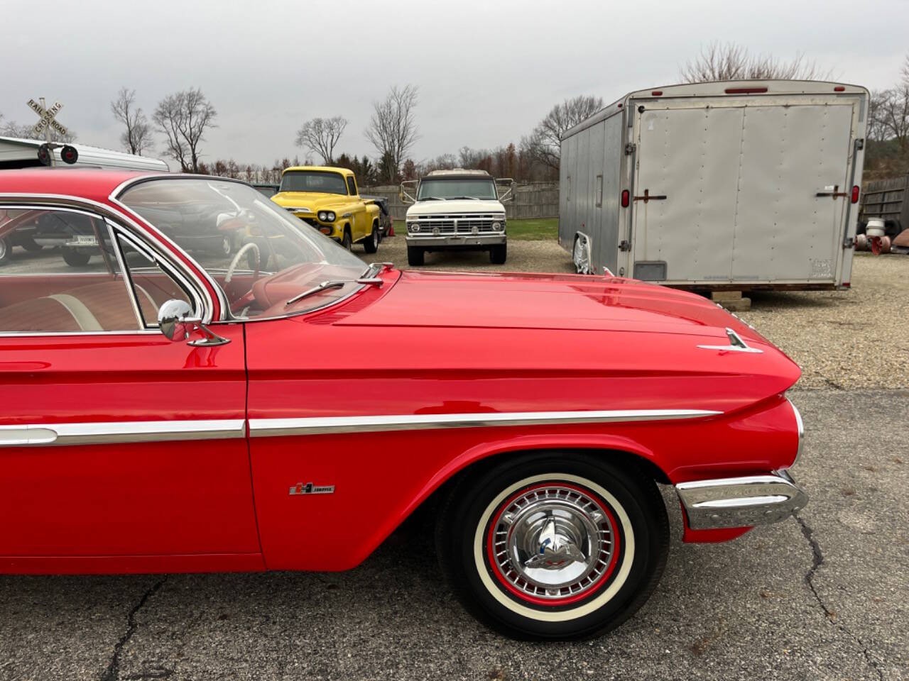 Chevrolet-Impala-1961-Coupe-18