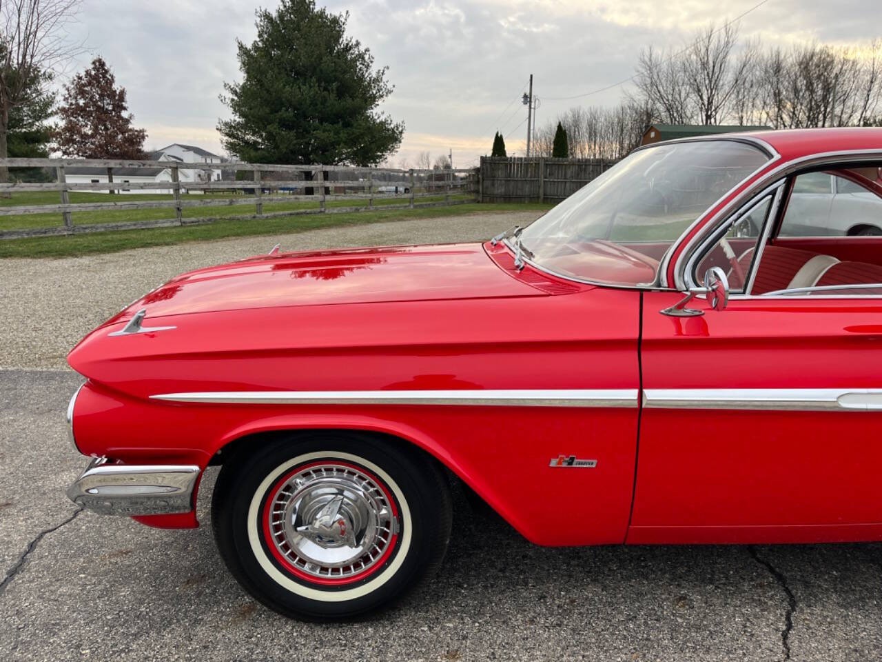 Chevrolet-Impala-1961-Coupe-23