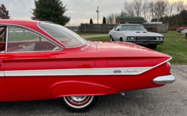 Chevrolet-Impala-1961-Coupe-25