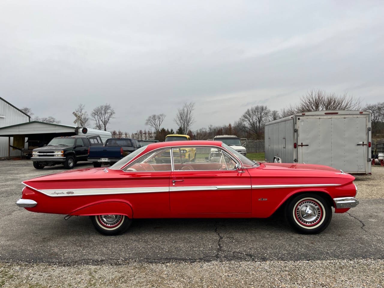 Chevrolet-Impala-1961-Coupe-3