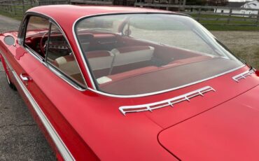 Chevrolet-Impala-1961-Coupe-39