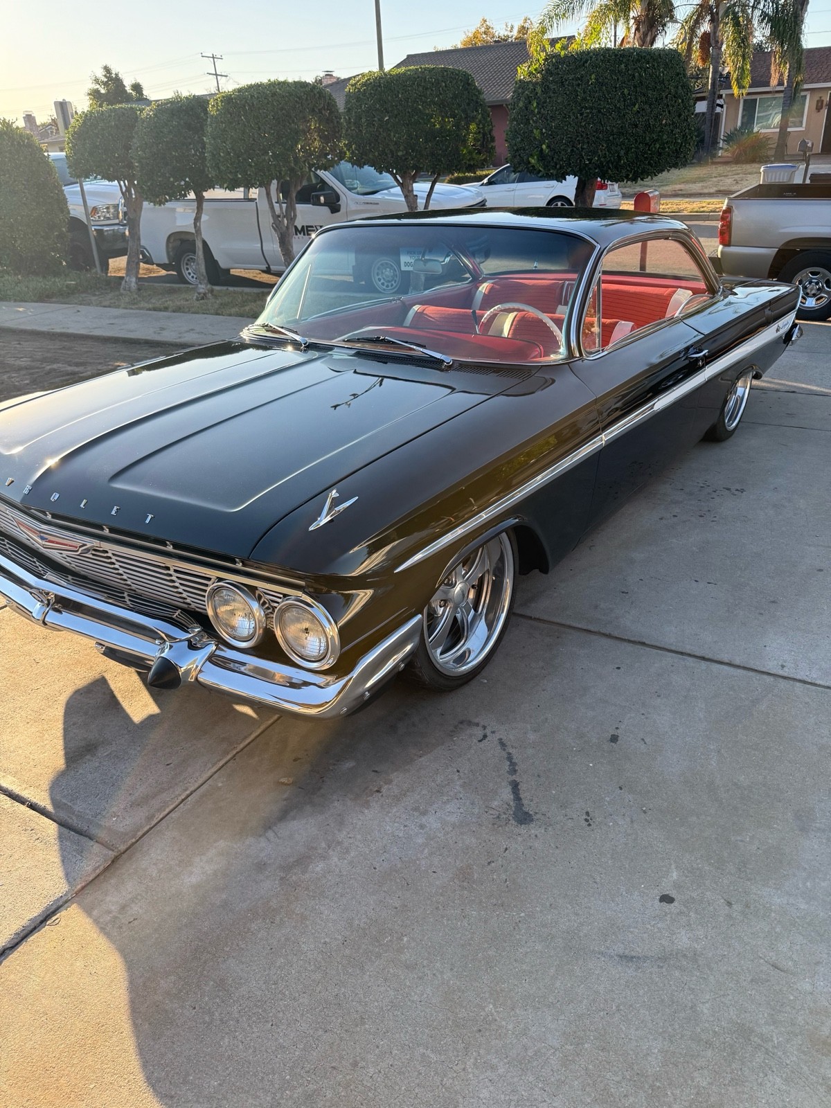 Chevrolet-Impala-1961-Coupe-4