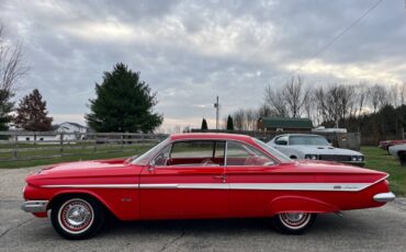 Chevrolet-Impala-1961-Coupe-7