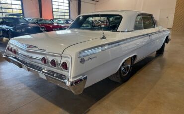 Chevrolet-Impala-1962-Classic-Car-10