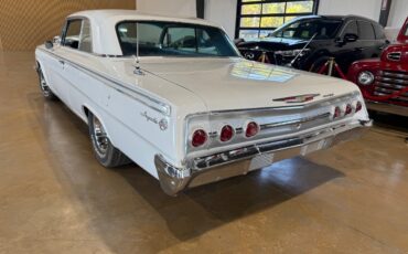 Chevrolet-Impala-1962-Classic-Car-8
