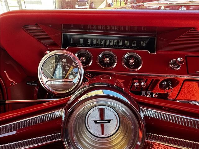 Chevrolet-Impala-1962-Hardtop-19
