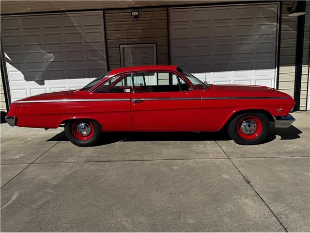 Chevrolet-Impala-1962-Hardtop-2