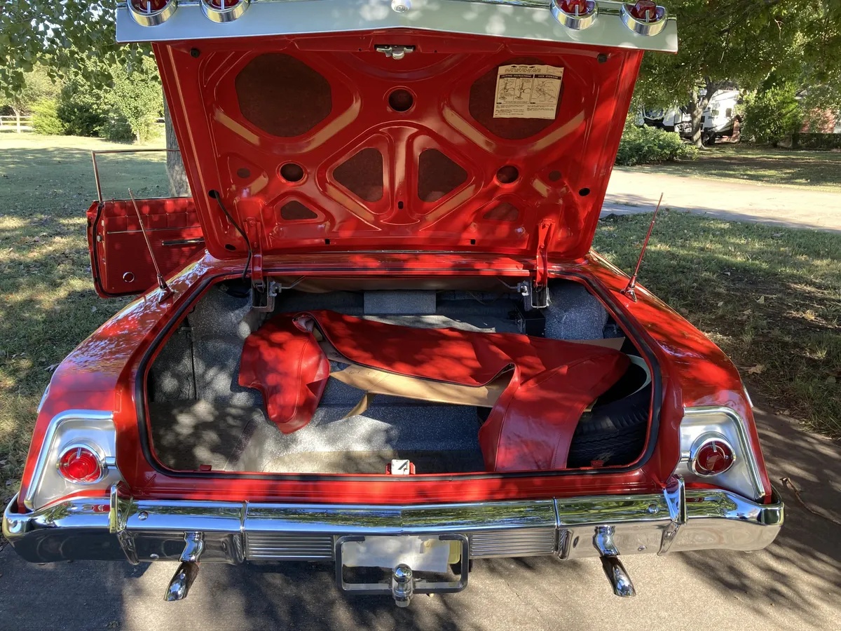 Chevrolet-Impala-1962-Red-Red-10