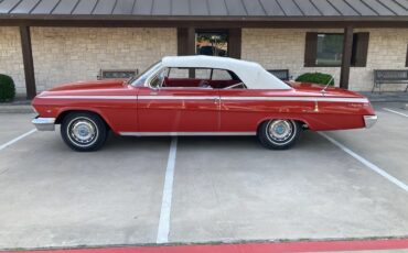 Chevrolet-Impala-1962-Red-Red-11