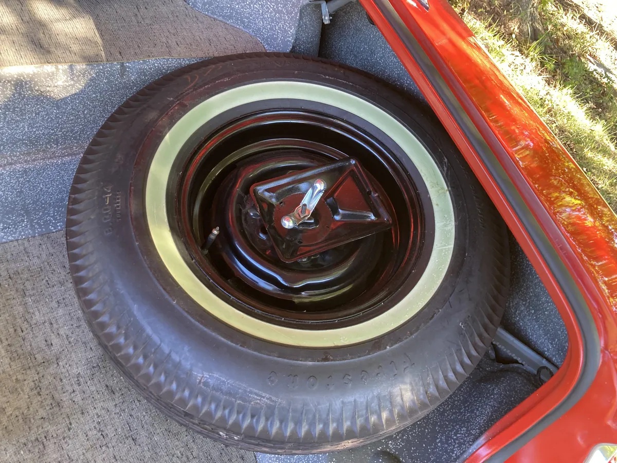 Chevrolet-Impala-1962-Red-Red-14