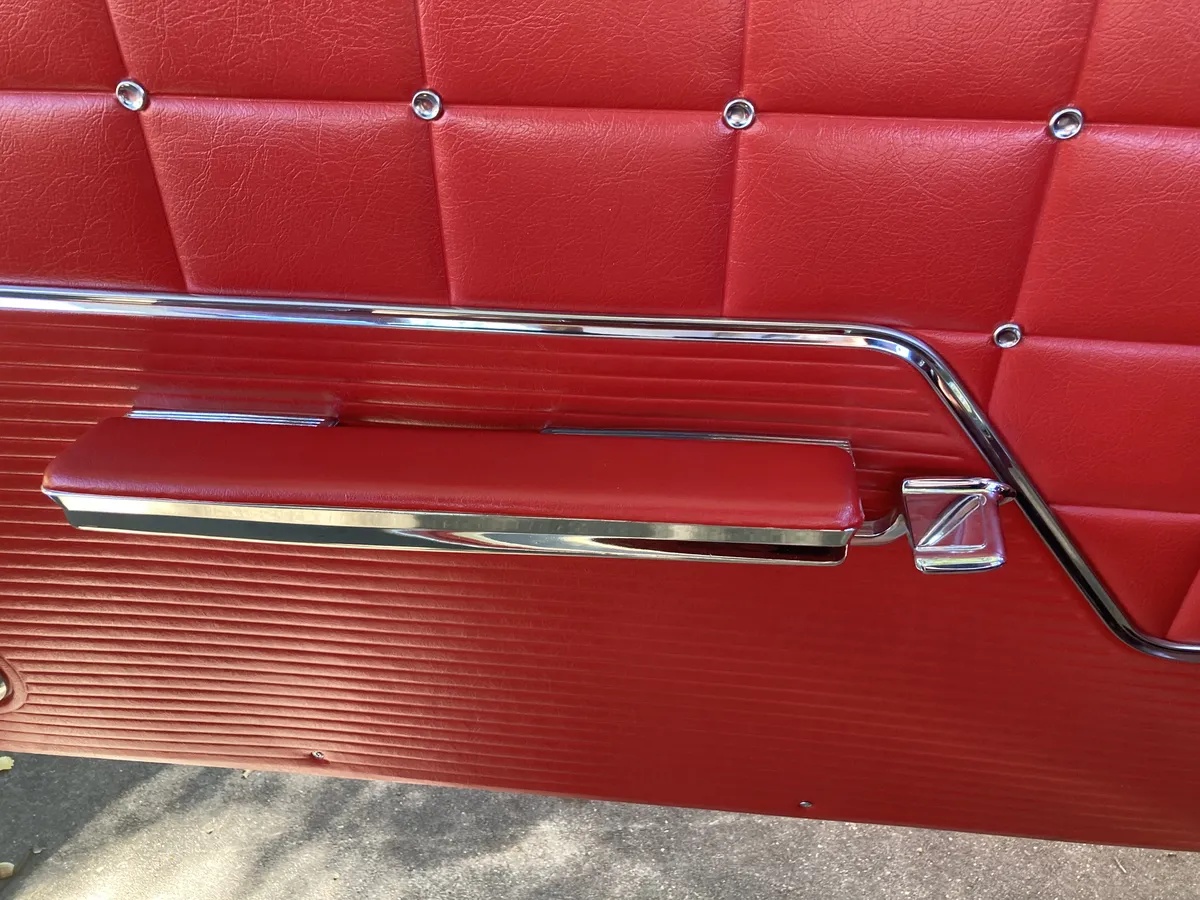 Chevrolet-Impala-1962-Red-Red-16