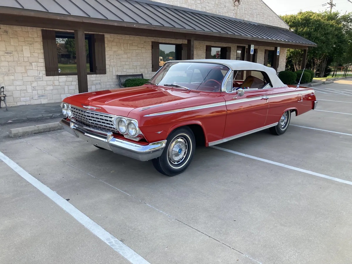 Chevrolet-Impala-1962-Red-Red