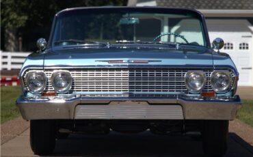 Chevrolet-Impala-1963-Convertible-1