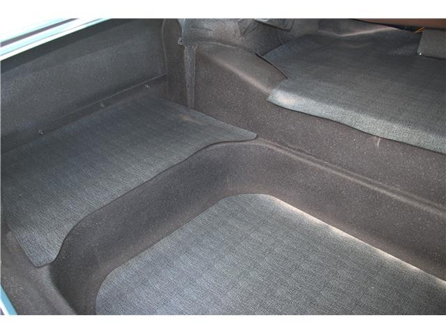 Chevrolet-Impala-1963-Convertible-22