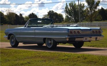 Chevrolet-Impala-1963-Convertible-24