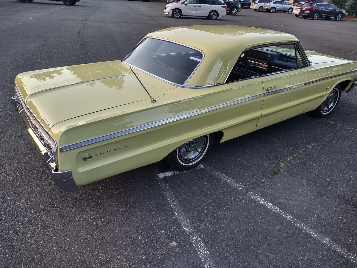 Chevrolet-Impala-1964-14