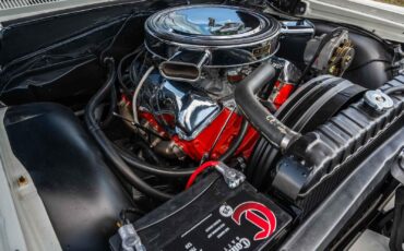 Chevrolet-Impala-1964-2-Door-10