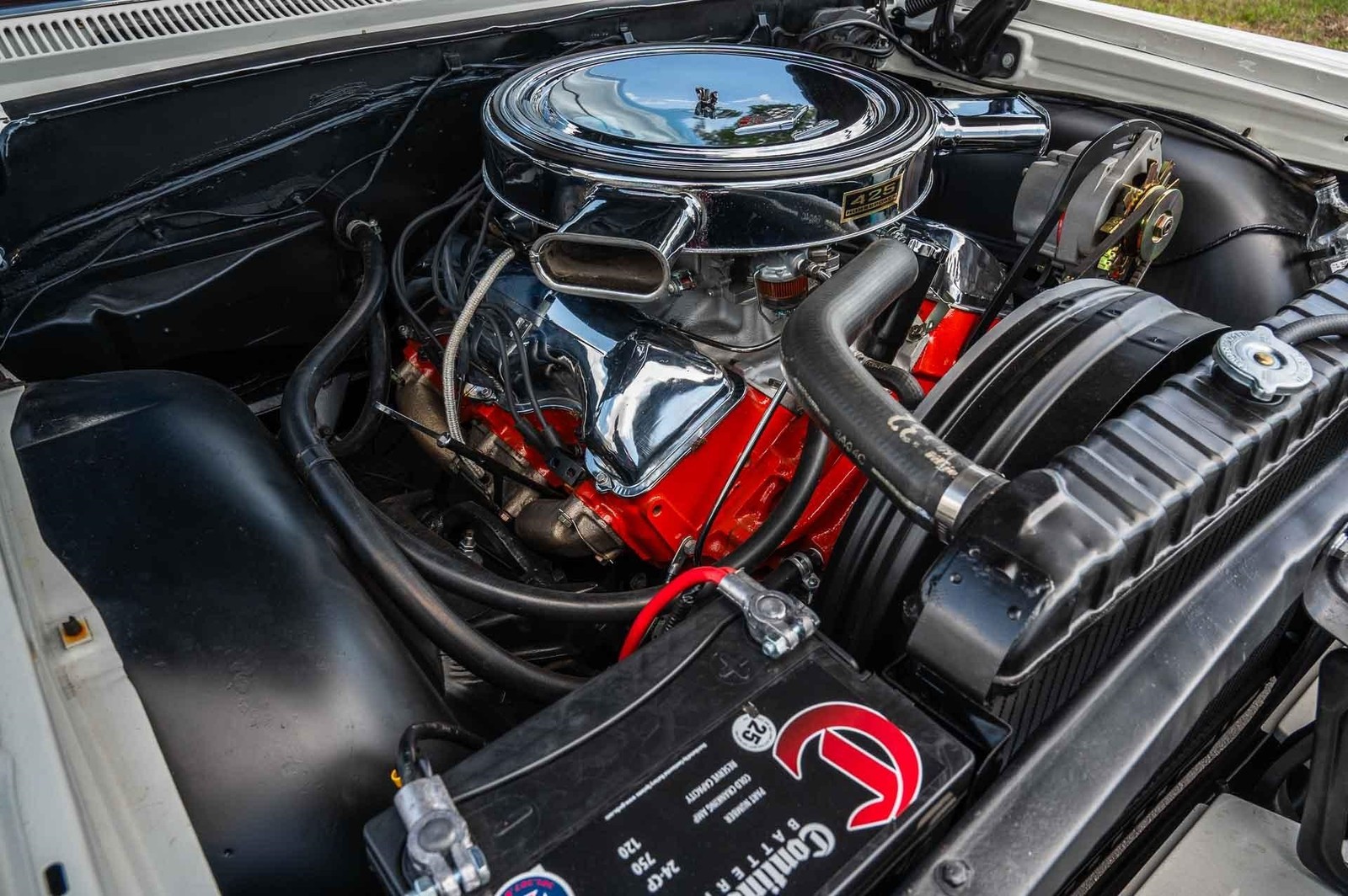 Chevrolet-Impala-1964-2-Door-10
