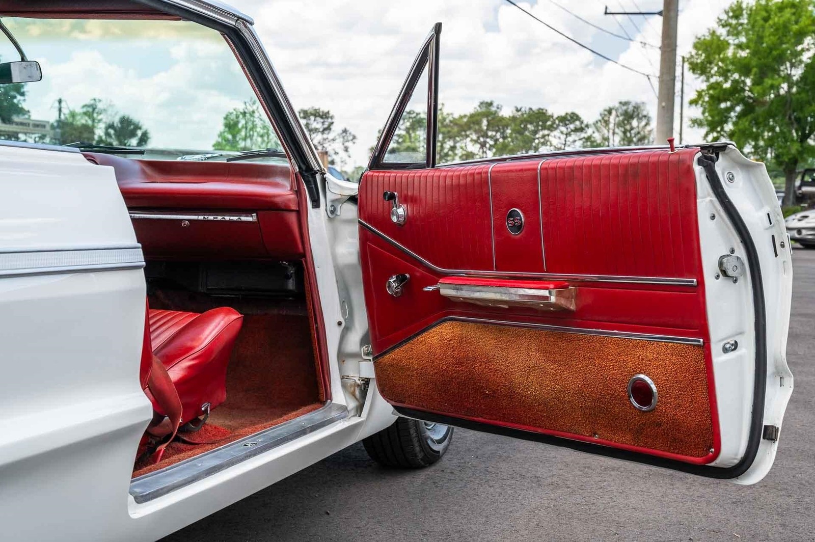 Chevrolet-Impala-1964-2-Door-23