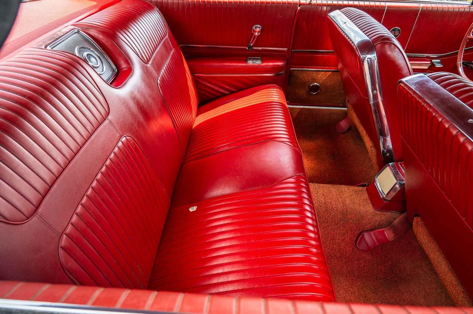 Chevrolet-Impala-1964-2-Door-27