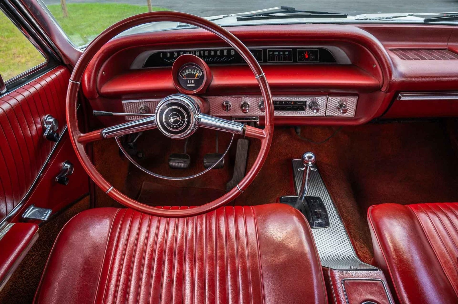 Chevrolet-Impala-1964-2-Door-29