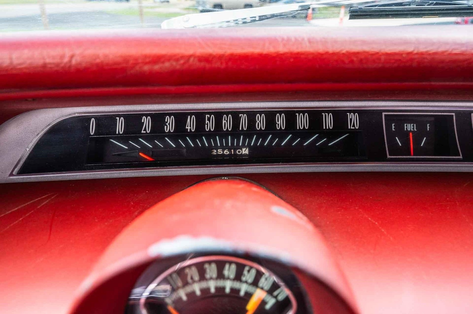 Chevrolet-Impala-1964-2-Door-32
