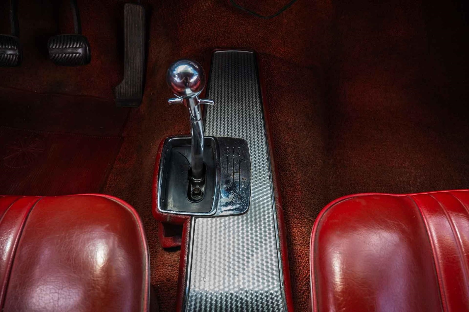 Chevrolet-Impala-1964-2-Door-35