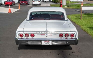 Chevrolet-Impala-1964-2-Door-4