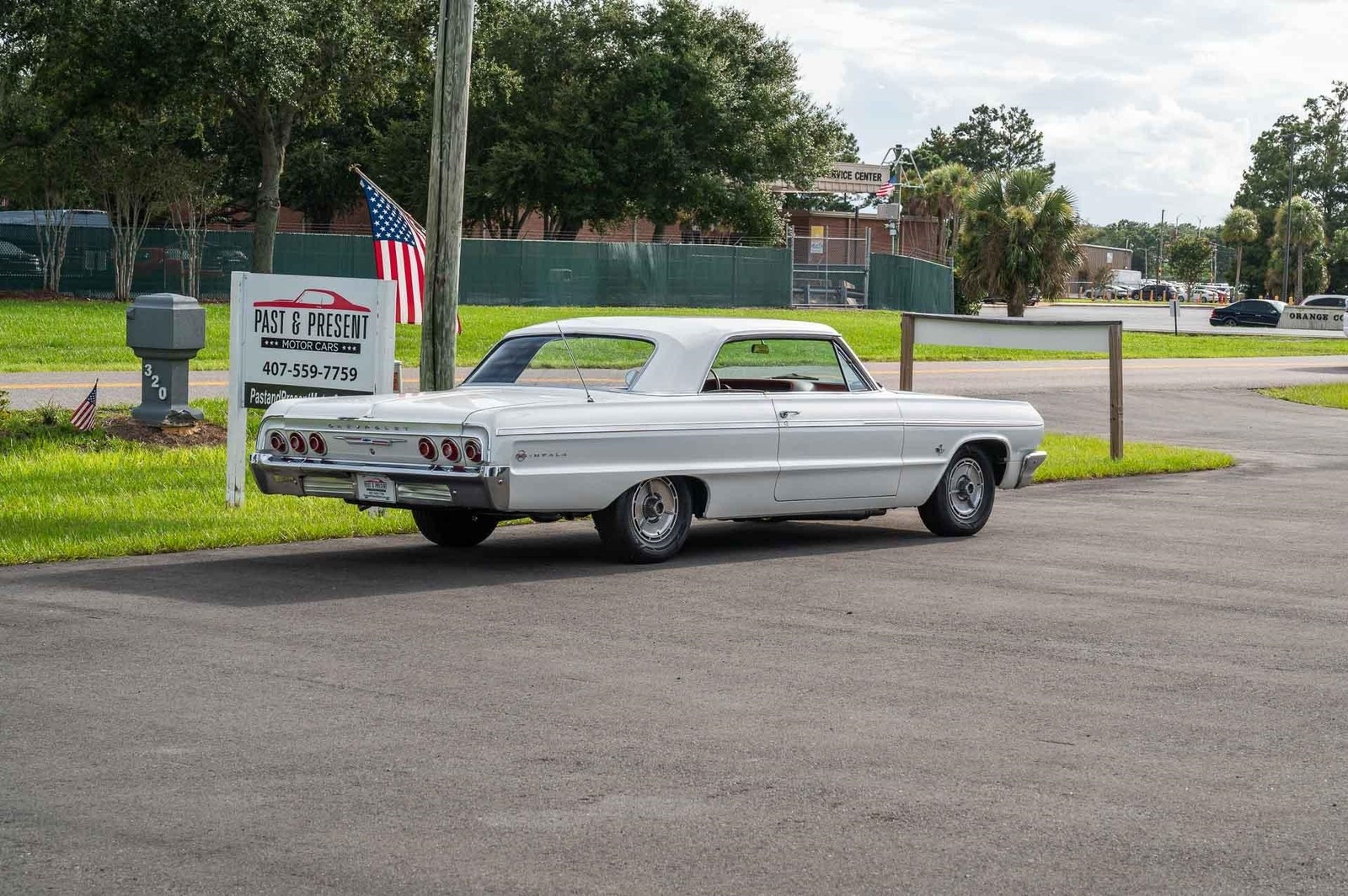 Chevrolet-Impala-1964-2-Door-5