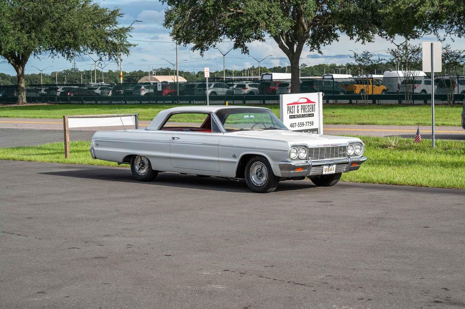 Chevrolet-Impala-1964-2-Door-8
