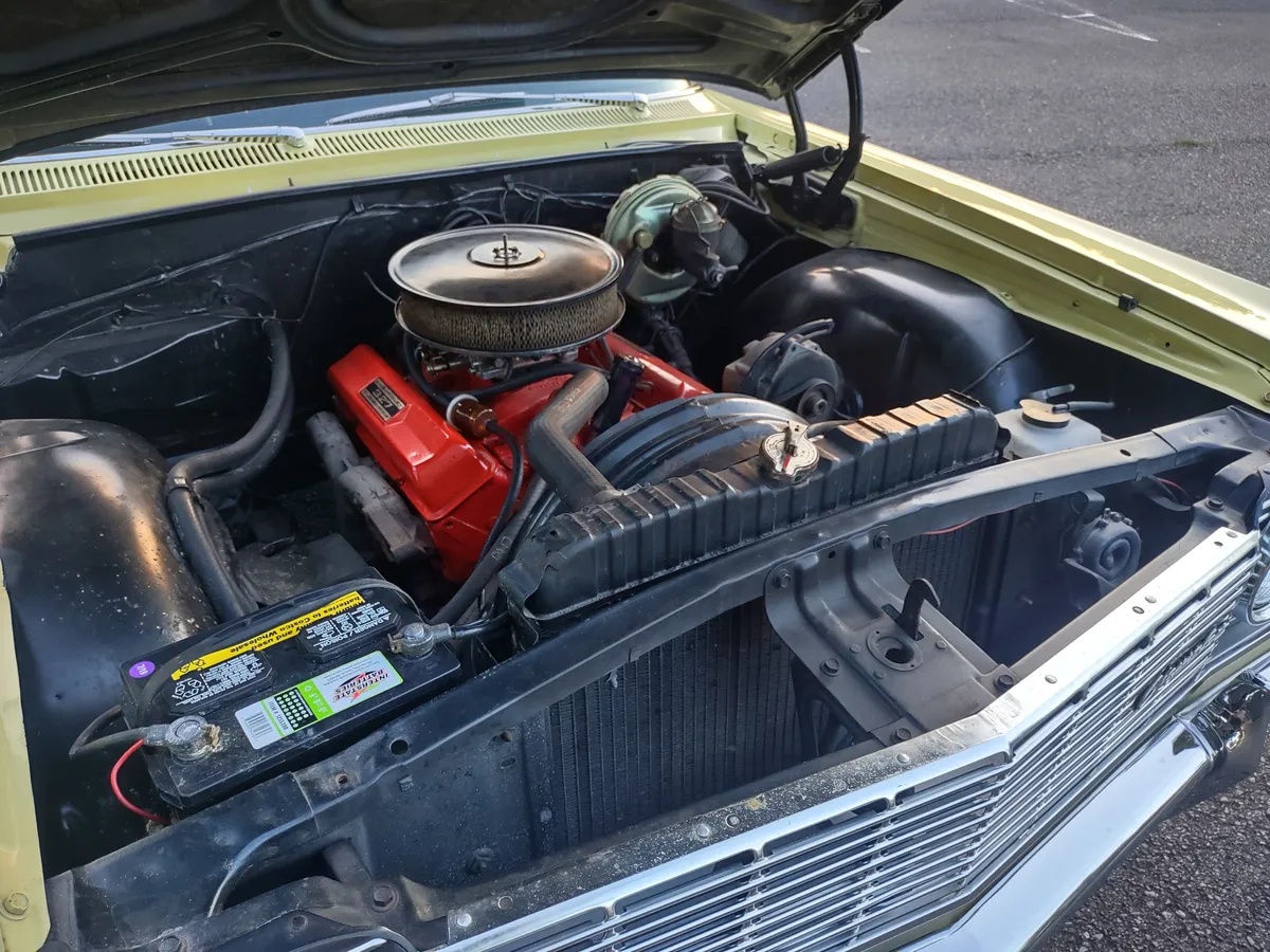 Chevrolet-Impala-1964-4