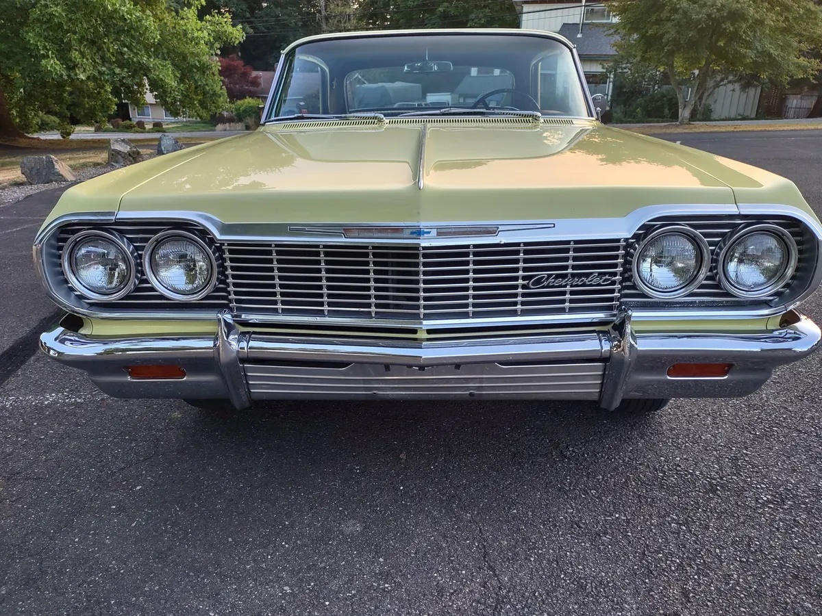 Chevrolet-Impala-1964-8
