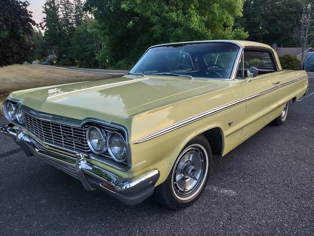 Chevrolet-Impala-1964-9