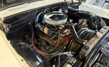 Chevrolet-Impala-1964-Classic-Car-13