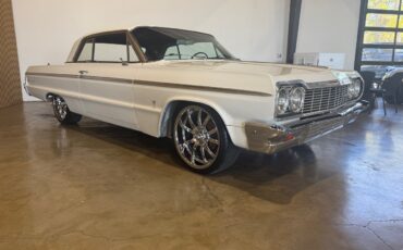 Chevrolet-Impala-1964-Classic-Car-19