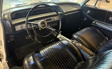 Chevrolet-Impala-1964-Classic-Car-9