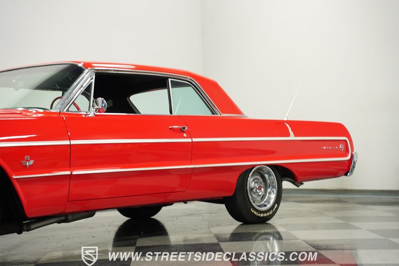 Chevrolet-Impala-1964-Red-Black-26
