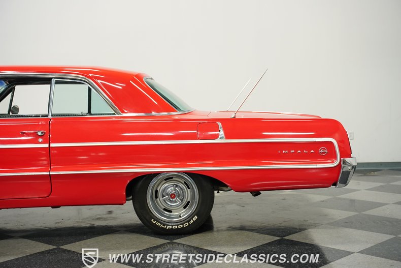 Chevrolet-Impala-1964-Red-Black-28