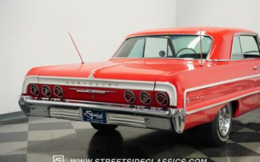 Chevrolet-Impala-1964-Red-Black-30