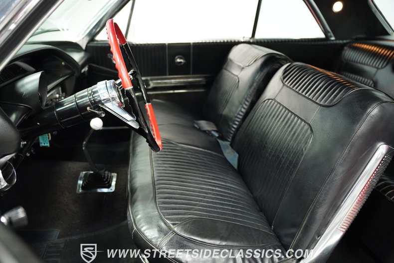 Chevrolet-Impala-1964-Red-Black-43