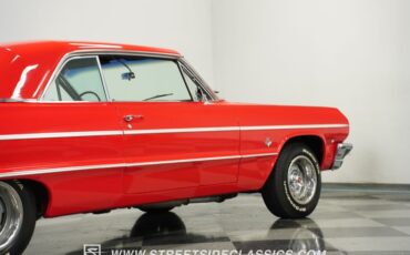 Chevrolet-Impala-1964-Red-Black-49